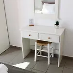 Archipelagos Studios Náusza