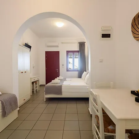 Archipelagos Studios Apartman Náusza